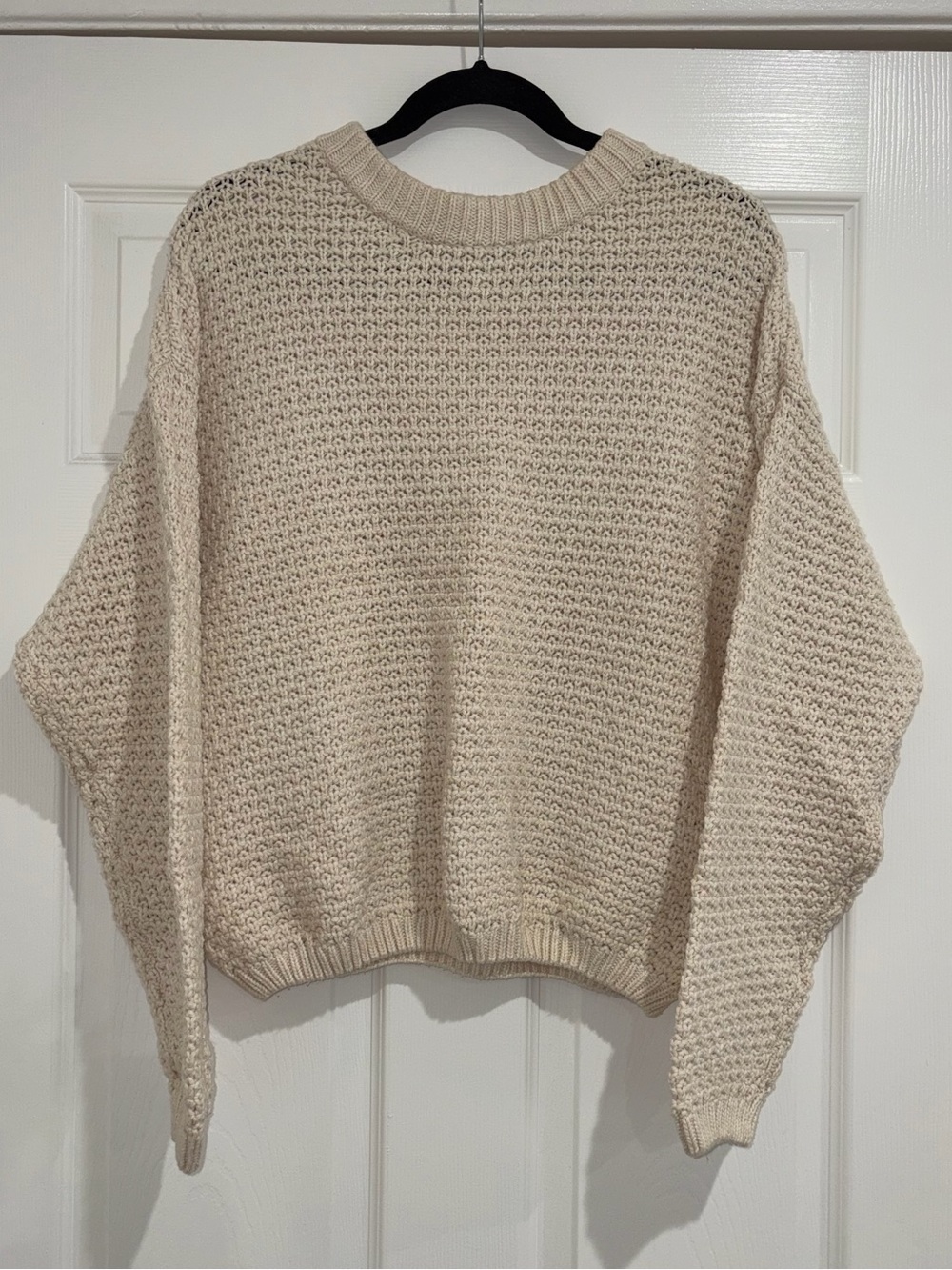 UNIVERSAL THREAD Chunky Textured-Knit Crewneck Sweater (L)